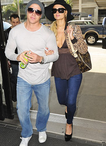 Skandallar kraliçesi yine şov yaptı! - Resim: 2