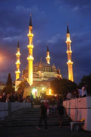 Kadir Gecesi'nde camiler doldu taştı - Resim: 2