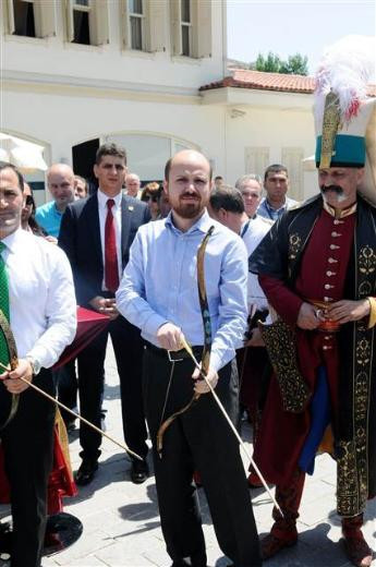 Bilal Erdoğan ok attı - Resim: 1