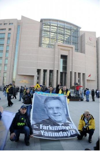Fenerbahçeliler Çağlayan'da destekte - Resim: 3