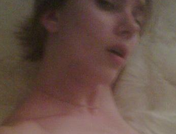 Ünlülerin en özel anları internete sızdı - Resim: 3