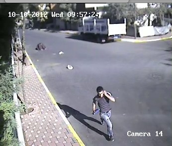 İşte saniye saniye kapkaç dehşeti - Resim: 2