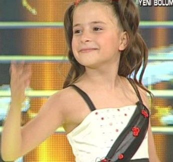 Fındık Kurdu Berna yıllar sonra ortaya çıktı görenleri ağzı açık bıraktı! Yok böyle değişim! - Resim: 4