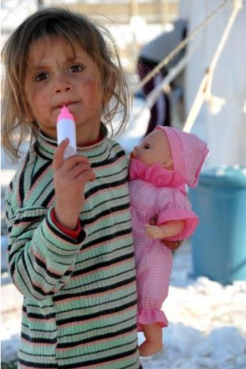 Depremzedelerin suyu bile dondu - Resim: 2