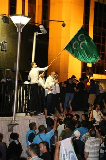 Levent'te İsrail Konsolosluğu önünde eylem - Resim: 2