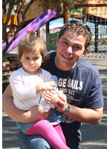 Ünlü oyuncu kızıyla görüntülendi - Resim: 4