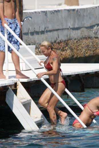 50'lik oyuncu dikkatleri üzerine çekti! - Resim: 4