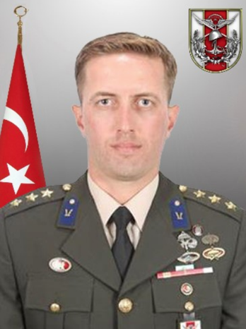 Pençe Kartal-2 Harekatı'nda yaralanan yüzbaşı şehit oldu - Resim: 0