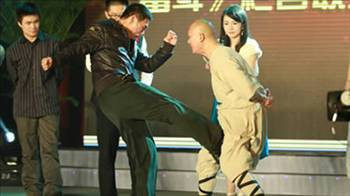 50 cm'lik zinciri önce yutuyor sonra kusuyor - Resim: 2