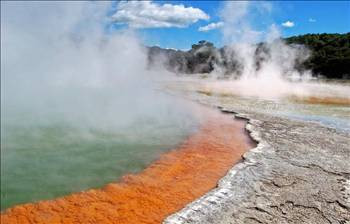 Kırmızı sıcak suların büyüsü - Resim: 1