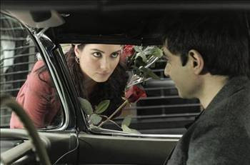 Aşk ve masallar sizi ayakta tutar - Resim: 1