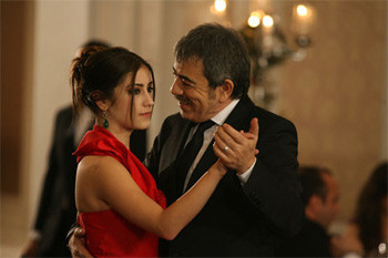 Aşk-ı memnu bu hafta da etkiledi!! - Resim: 1