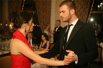 Aşk-ı memnu bu hafta da etkiledi!! - Resim: 2