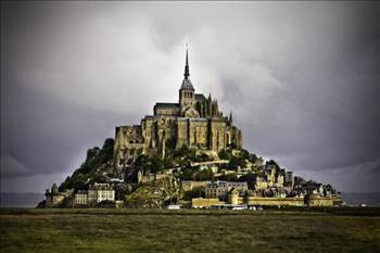 Denizin ortasındaki büyülü kent - Resim: 4