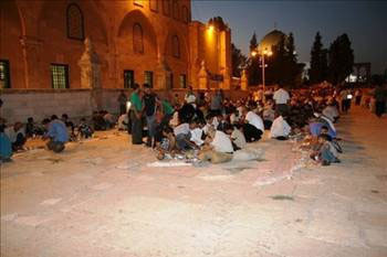 Mescid-i Aksa'da iftar - Resim: 2