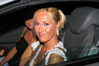 Suçüstü yakalanan ünlüler! - Resim: 4