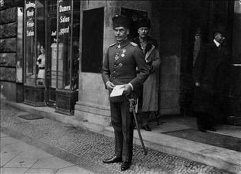 Osmanlı üniforması giyen Alman general - Resim: 3