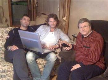 Birbirine benzemeyen kardeşler - Resim: 3