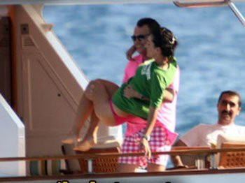 Fikret Orman'ın yeni aşkı sizi çok şaşırtacak bakın hangi Türkiye Güzeli - Resim: 2