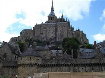 Denizin ortasındaki büyülü kent - Resim: 2