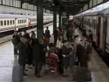 Dizilerdeki ilginç çekim hataları - Resim: 4