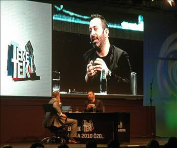 Marka 2010 Konferansı'nda Cem Yılmaz şov! - Resim: 1