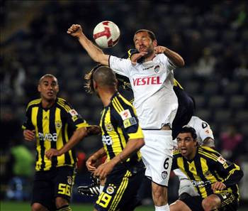 Fenerbahçe'nin bir sezonu böyle geçti - Resim: 4