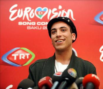 Eurovision şarkısına ünlüler ne dedi? - Resim: 1