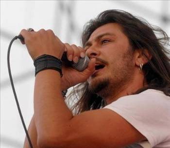 Hayata erken veda eden sanatçılar - Resim: 2