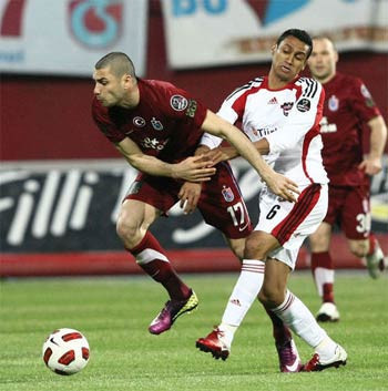 Trabzon Avni Aker'de fark attı - Resim: 2