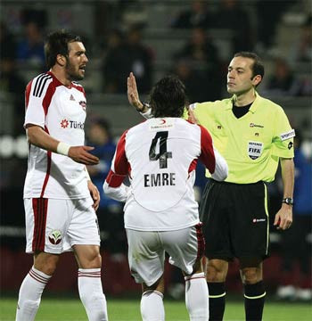 Trabzon Avni Aker'de fark attı - Resim: 1