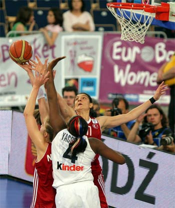 Potanın Perileri Fransa'yı devirdi - Resim: 2