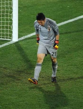 Yeşil sahaların sulu gözlü futbolcuları - Resim: 4