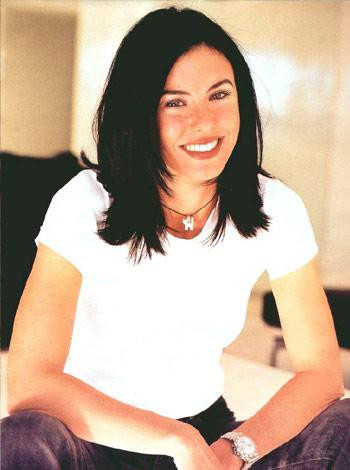 Demet Akbağ fit vücudu ile göz doldurdu! - Resim: 2