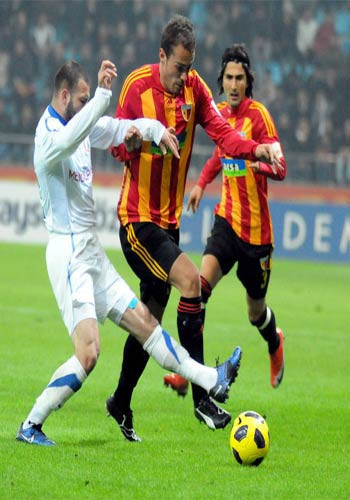 Kayserispor'dan gollü açılış:3-2 - Resim: 1