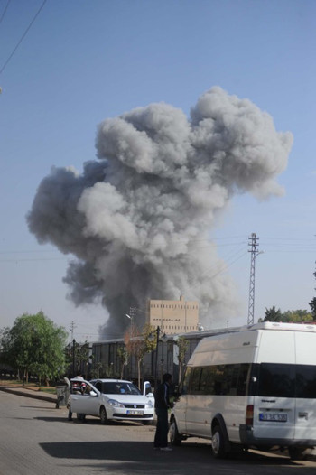 Sınırdaki patlamadan ilk görüntüler! - Resim: 2
