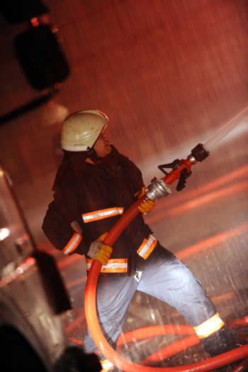 Kumkapı'da korkutan yangın - Resim: 3