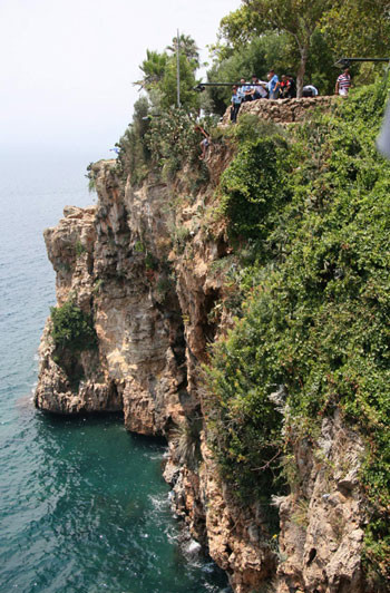 Saçından tutup hayata bağladı - Resim: 1