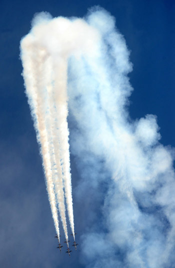 Türk Yıldızları Ankara'da nefes kesti - Resim: 3