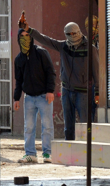 Terörist cenazeleri alımında olay - Resim: 2