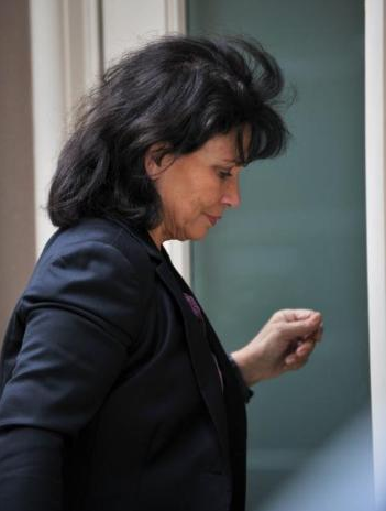 Paranın patronunun evinden bunlar çıktı - Resim: 3