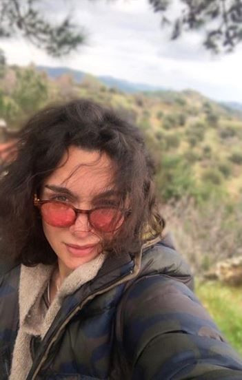 Babil'in yıldızı Birce Akalay yeni sevgilisi ile yakalandı! İşte o panik anları - Resim: 4