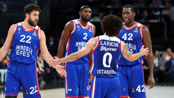 Anadolu Efes, Avrupa Ligi'nde yarın Kızılyıldız'a konuk olacak