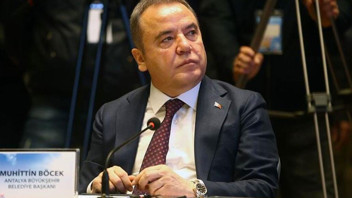 Antalya'da rüşvet ve yolsuzluk soruşturmasında ara karar