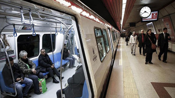 İstanbul'da metro seferlerinde aksama