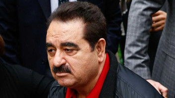 İbrahim Tatlıses'in acı günü! Sosyal medya hesabından duyurdu