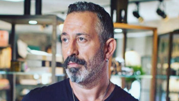 Cem Yılmaz'ın oğlu Kemal büyüdü! Son halini görenler inanamadı