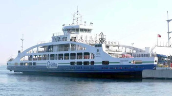 Kuzey Ege’de fırtına feribot seferlerini vurdu