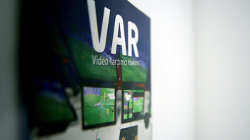 Beşiktaş-Galatasaray derbisinin VAR hakemi belli oldu