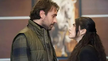 Taşacak Bu Deniz'in yıldızları aşk mı yaşıyor? O sorulara yanıt jet hızıyla geldi...